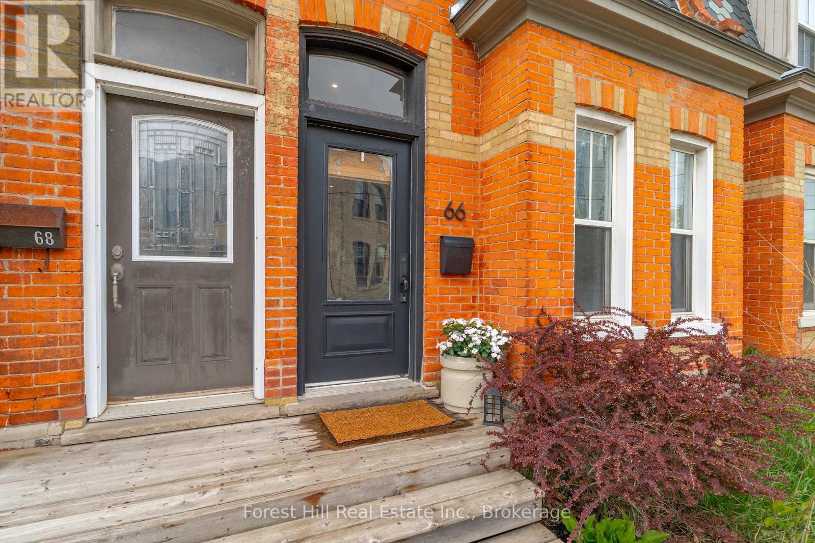 66 St Andrews Street, Cambridge, Ontario  N1S 1M4 - Photo 4 - X13142020
