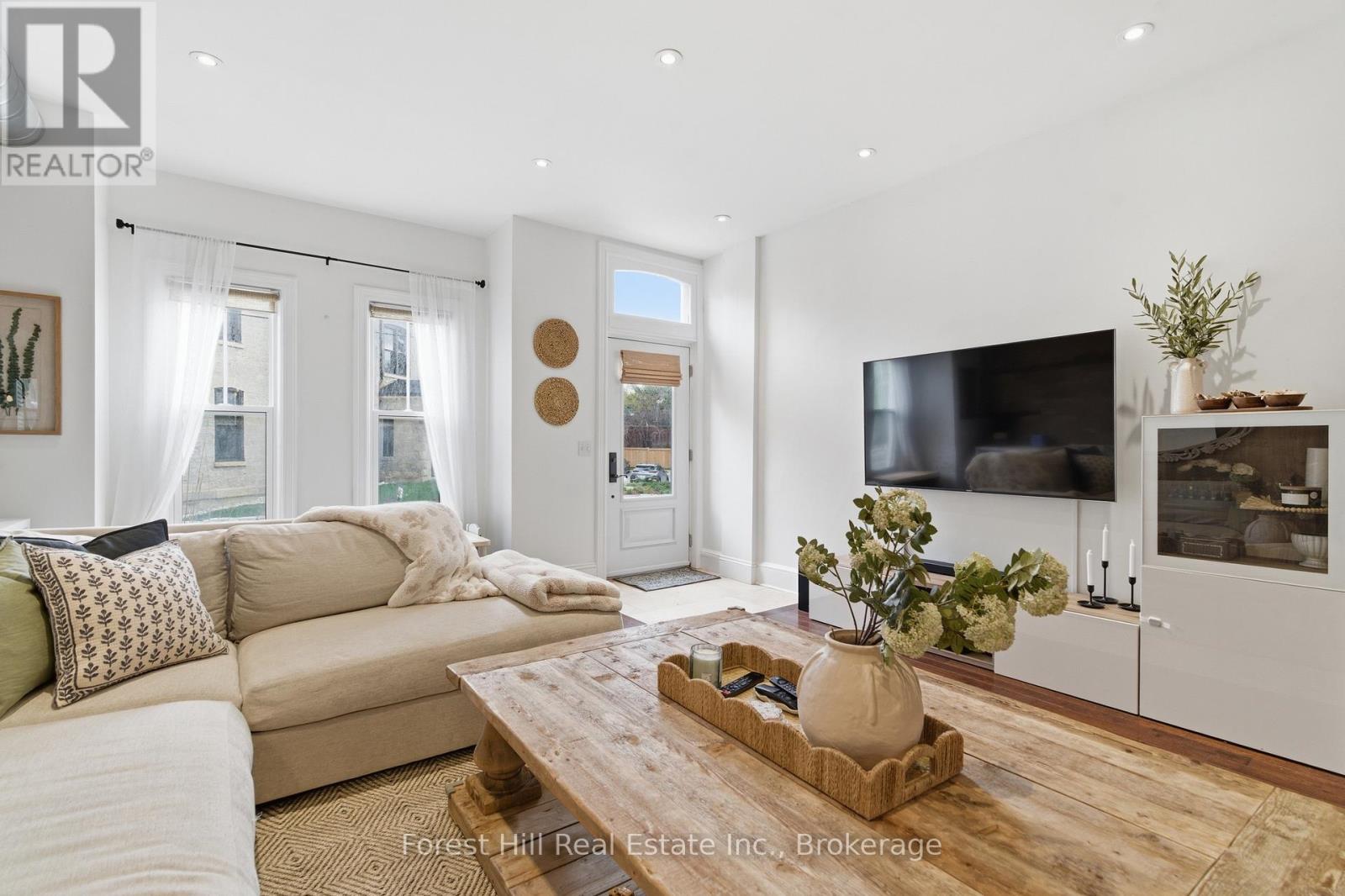 66 St Andrews Street, Cambridge, Ontario  N1S 1M4 - Photo 6 - X13142020
