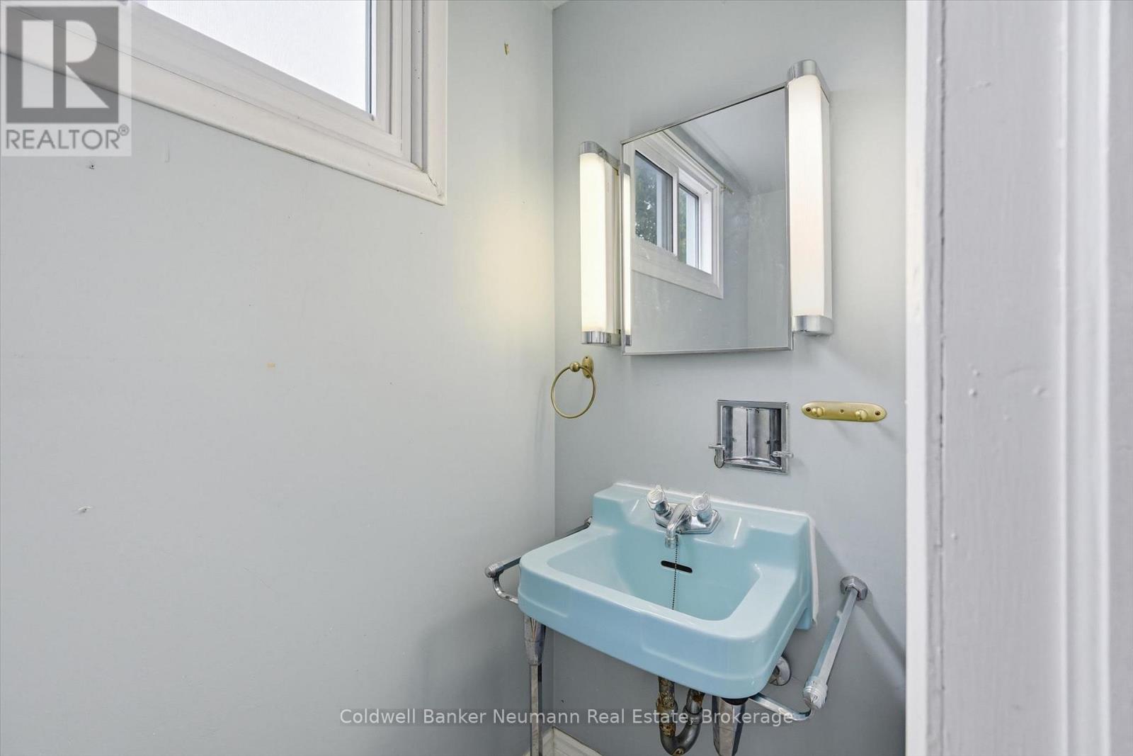 40 East 35th Street, Hamilton, Ontario  L8V 3X8 - Photo 22 - X13142054