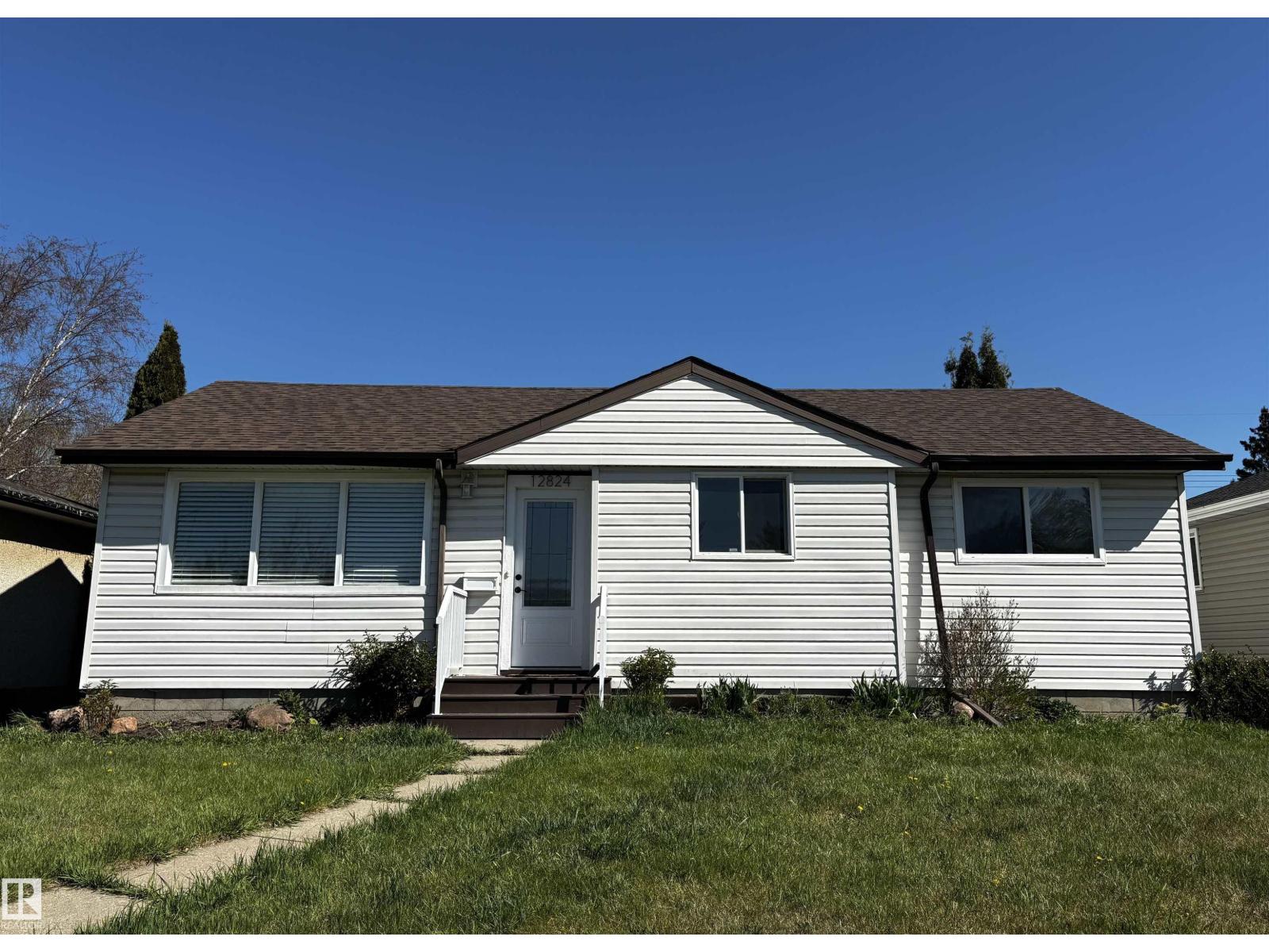 12824 134 AV NW, edmonton, Alberta