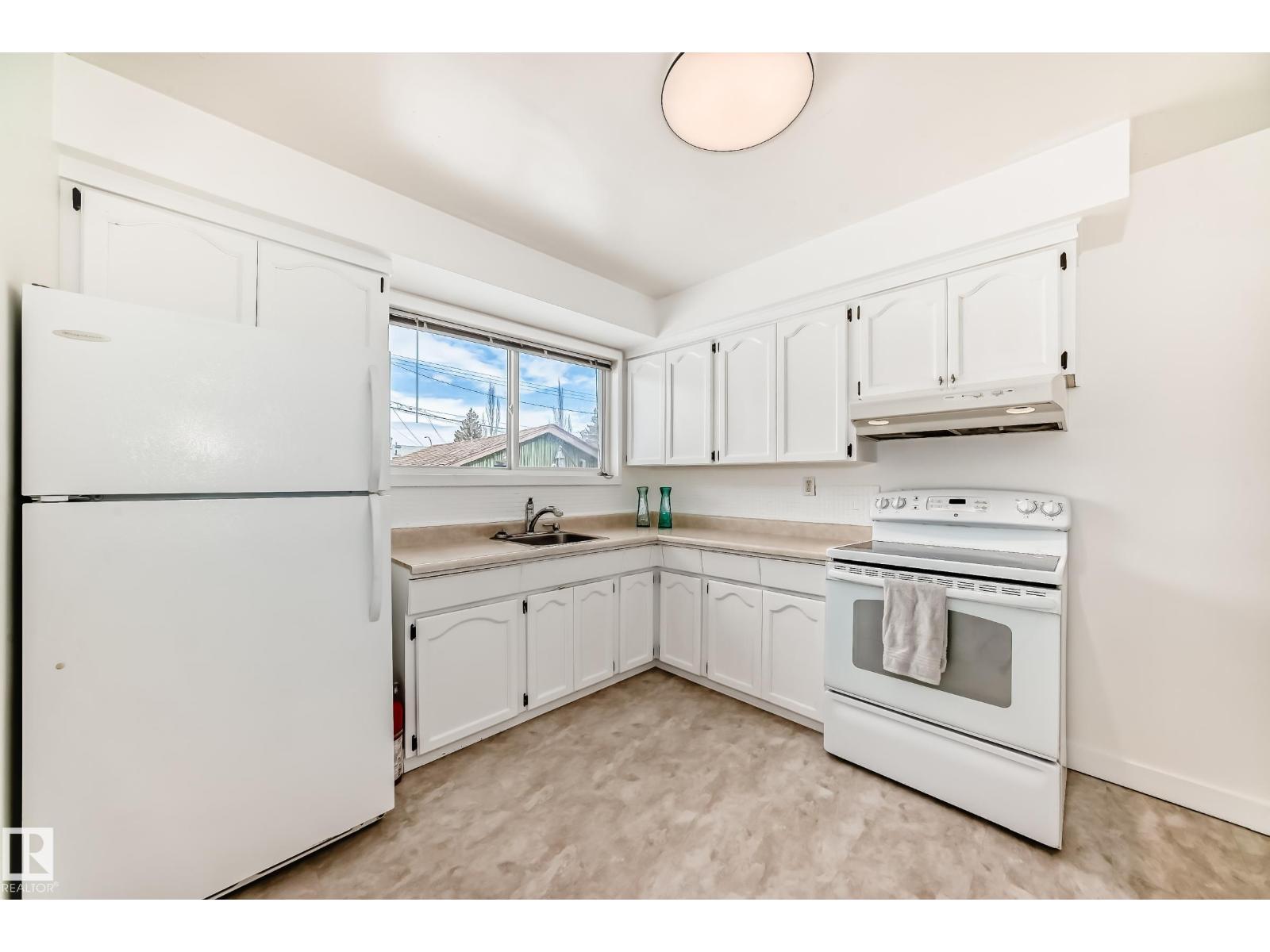 12824 134 Av Nw, Edmonton, Alberta  T5L 3V5 - Photo 2 - E4488517