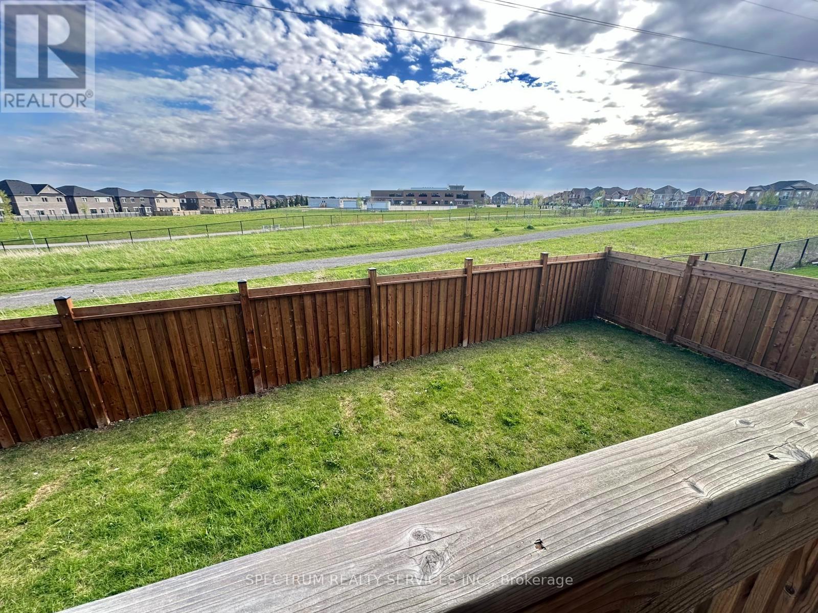 16 Trailbank Gardens, Hamilton, Ontario  L8B 1Y5 - Photo 21 - X13122198