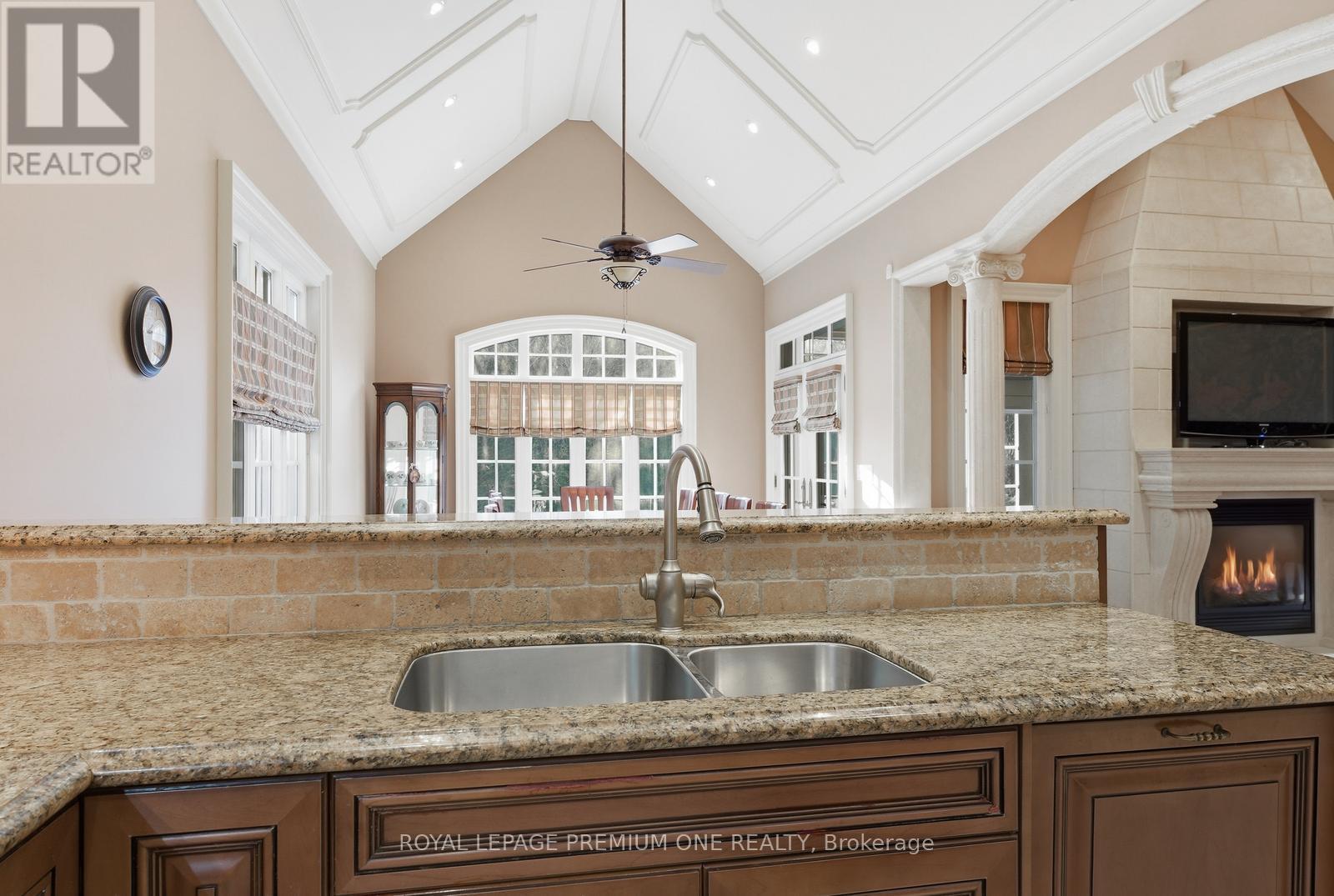 155 Cook's Mill Crescent, Vaughan, Ontario  L6A 0L1 - Photo 14 - N12839002