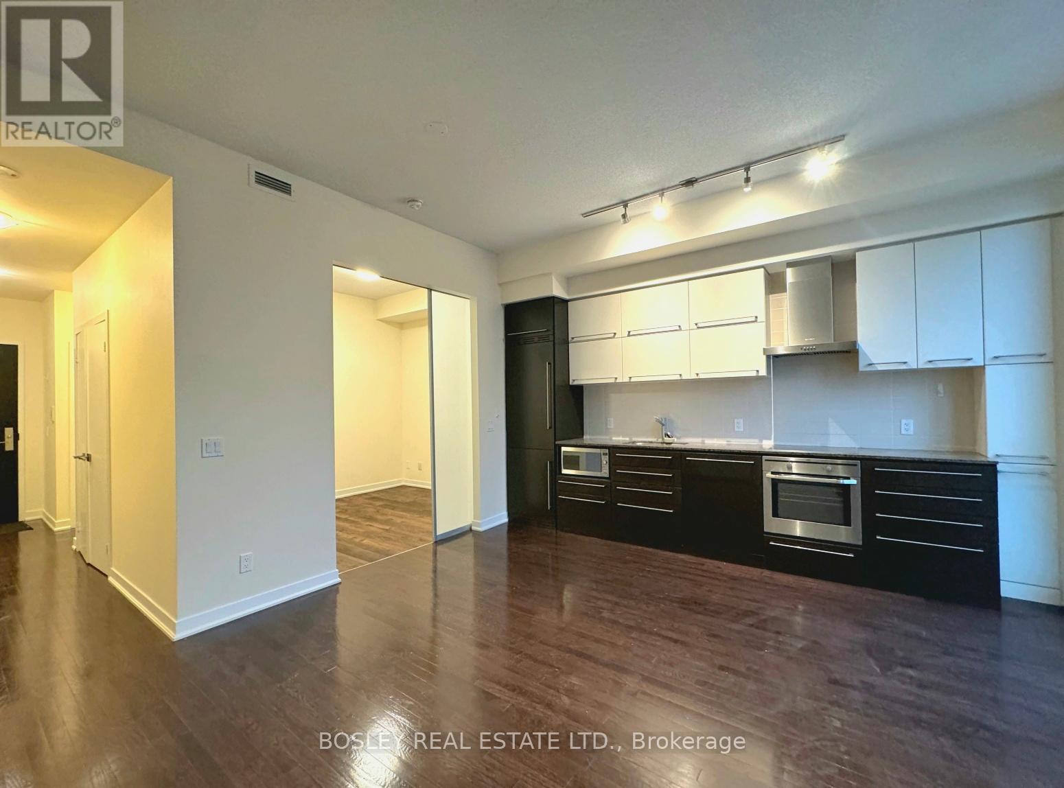 2708 - 770 Bay Street, Toronto, Ontario  M5G 0A6 - Photo 4 - C13141962