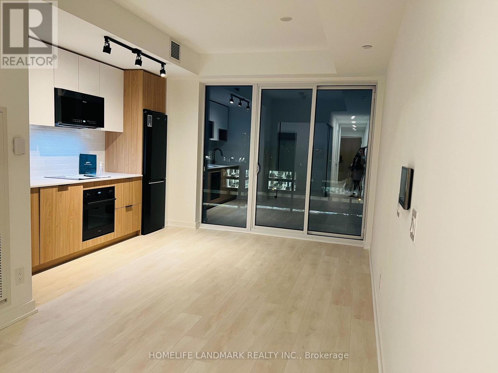 606 - 5 Defries Street, Toronto, Ontario  M5A 3R4 - Photo 2 - C13141984