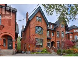 67 MADISON AVENUE, Toronto, Ontario