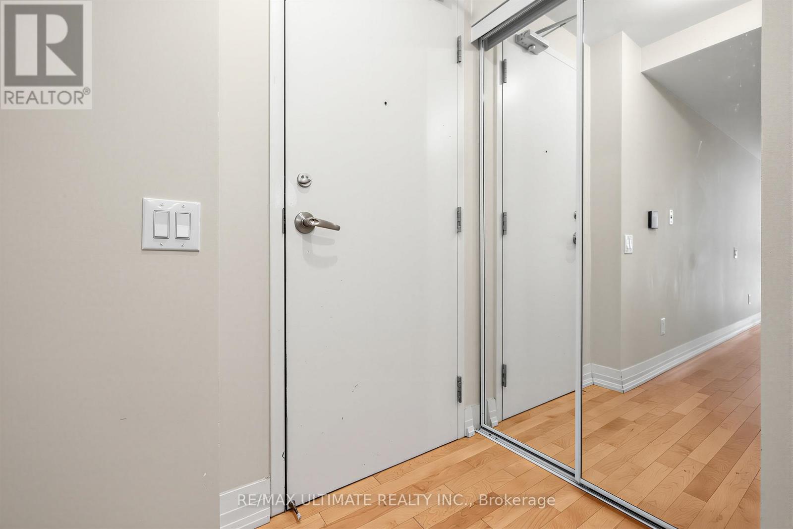 401 - 25 Carlton Street, Toronto, Ontario  M5B 1L4 - Photo 18 - C13142026