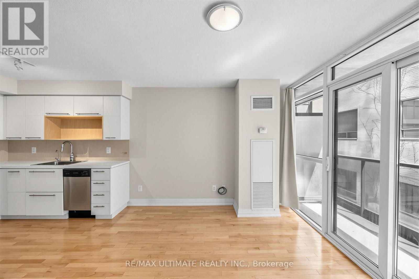 401 - 25 Carlton Street, Toronto, Ontario  M5B 1L4 - Photo 9 - C13142026