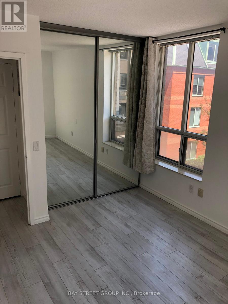 308 - 284 Bloor Street W, Toronto, Ontario  M5S 3B8 - Photo 4 - C13142030