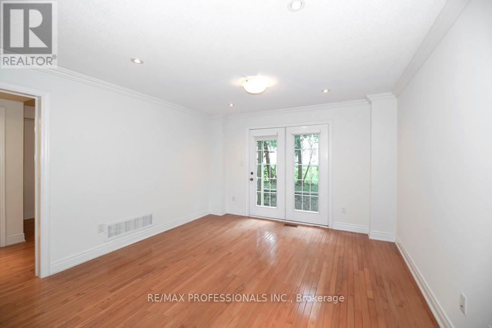 38a Preakness Drive, Toronto, Ontario  M3B 3S1 - Photo 27 - C13142040