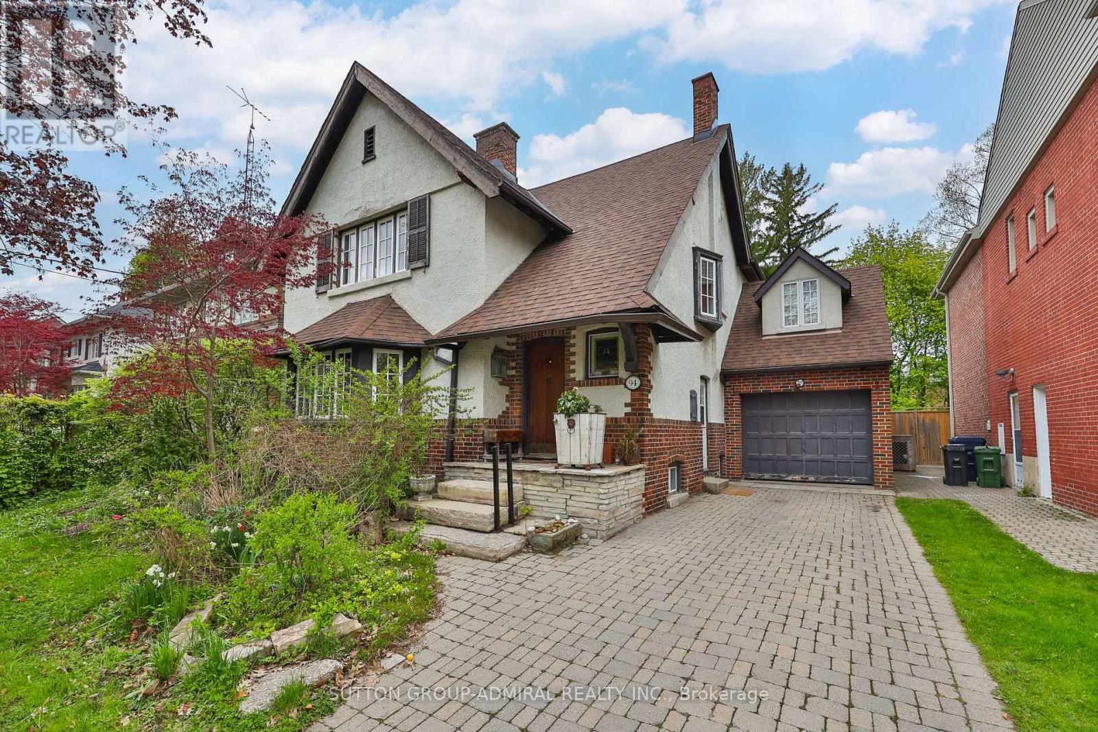 94 St Leonard's Avenue, Toronto, Ontario  M4N 1K5 - Photo 2 - C13142084