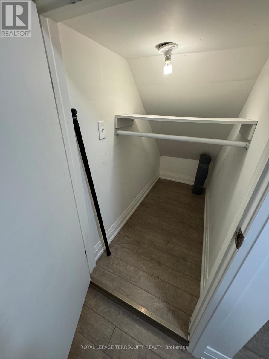 Bsmt - 571 Palmerston Avenue, Toronto, Ontario  M6G 2P6 - Photo 8 - C13142094
