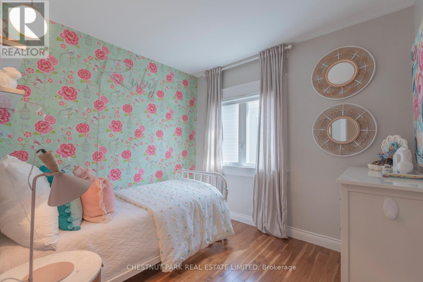 655 Mortimer Avenue, Toronto, Ontario  M4C 2J9 - Photo 20 - E13142052