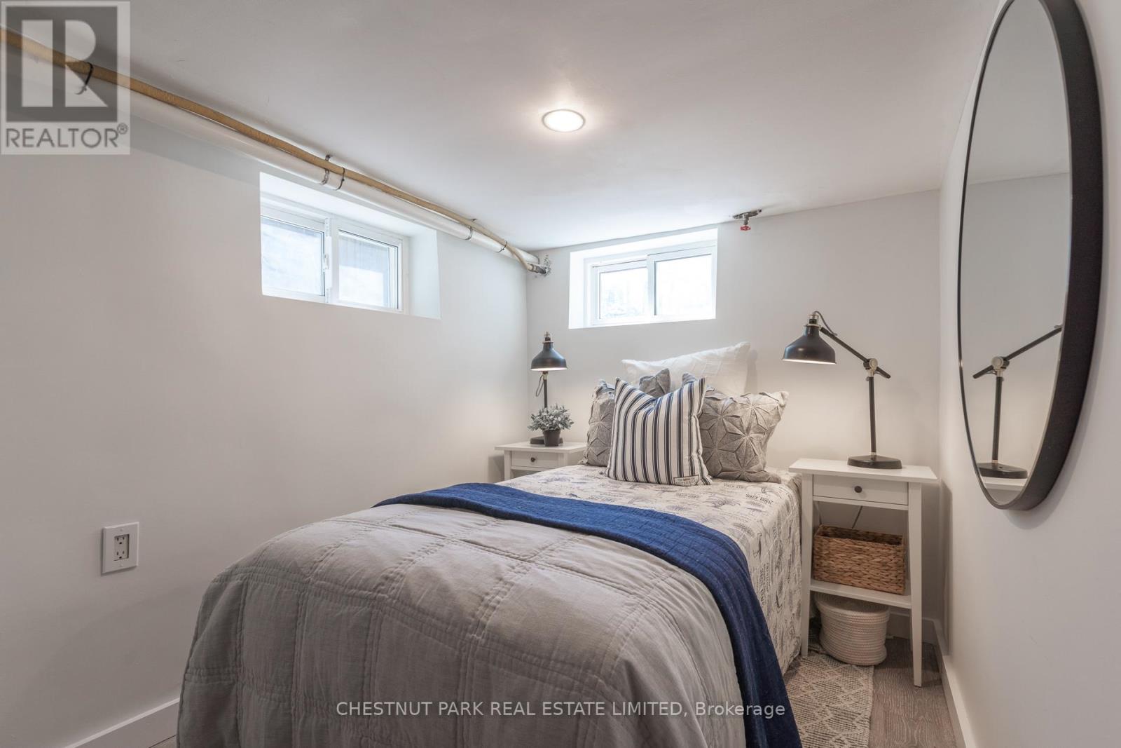 655 Mortimer Avenue, Toronto, Ontario  M4C 2J9 - Photo 26 - E13142052