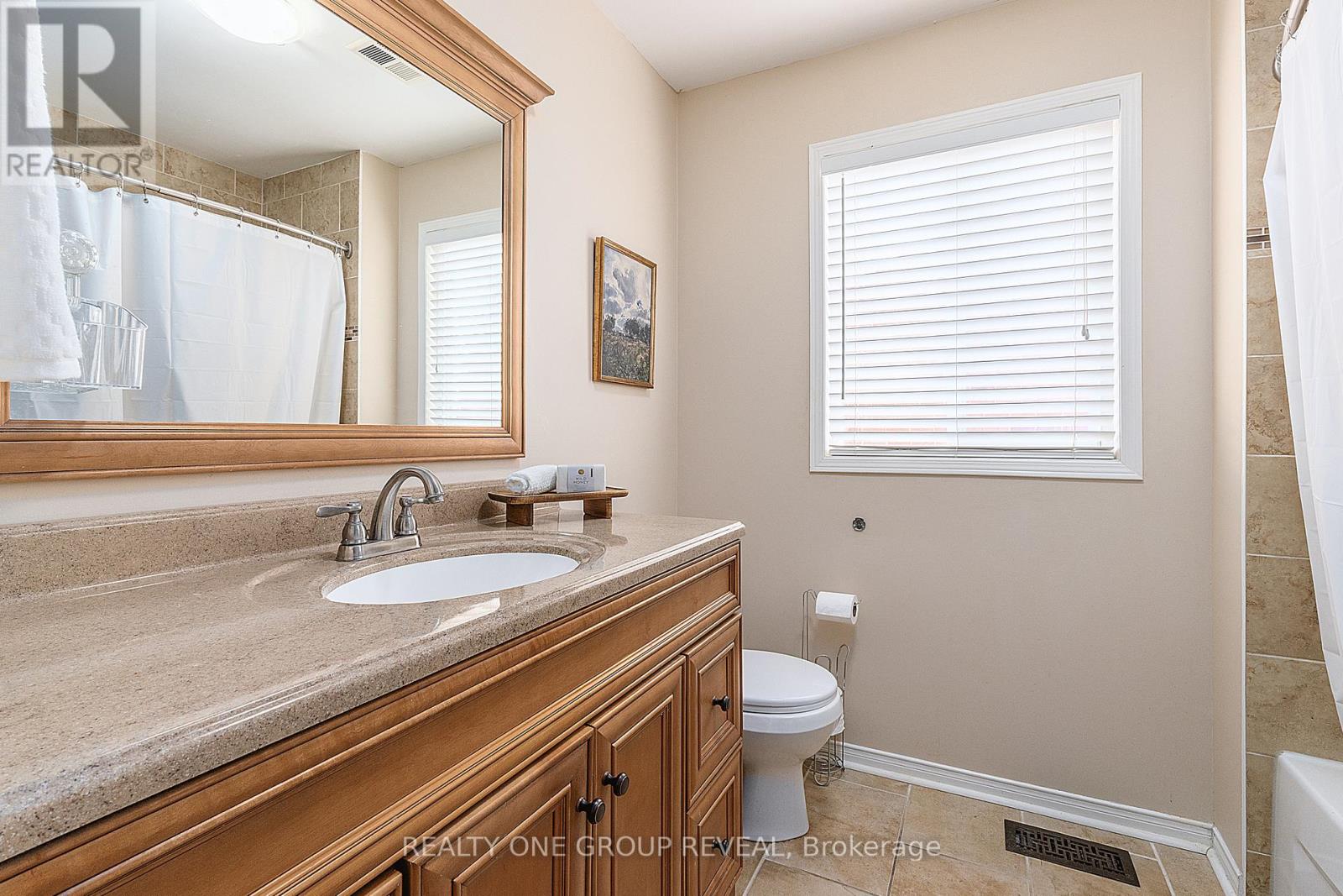 37 Wetherburn Drive, Whitby, Ontario  L1P 1M7 - Photo 35 - E13142060