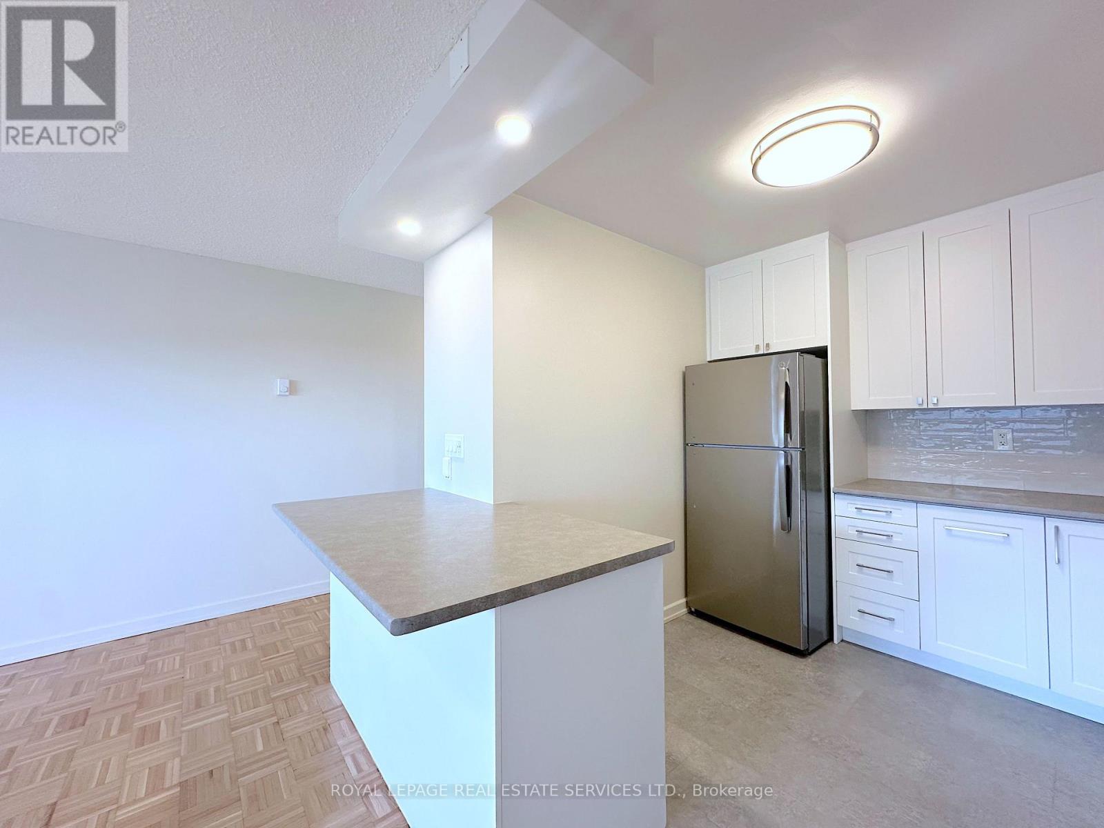 1023 - 30 Denton Avenue, Toronto, Ontario  M1L 4P2 - Photo 6 - E13142074