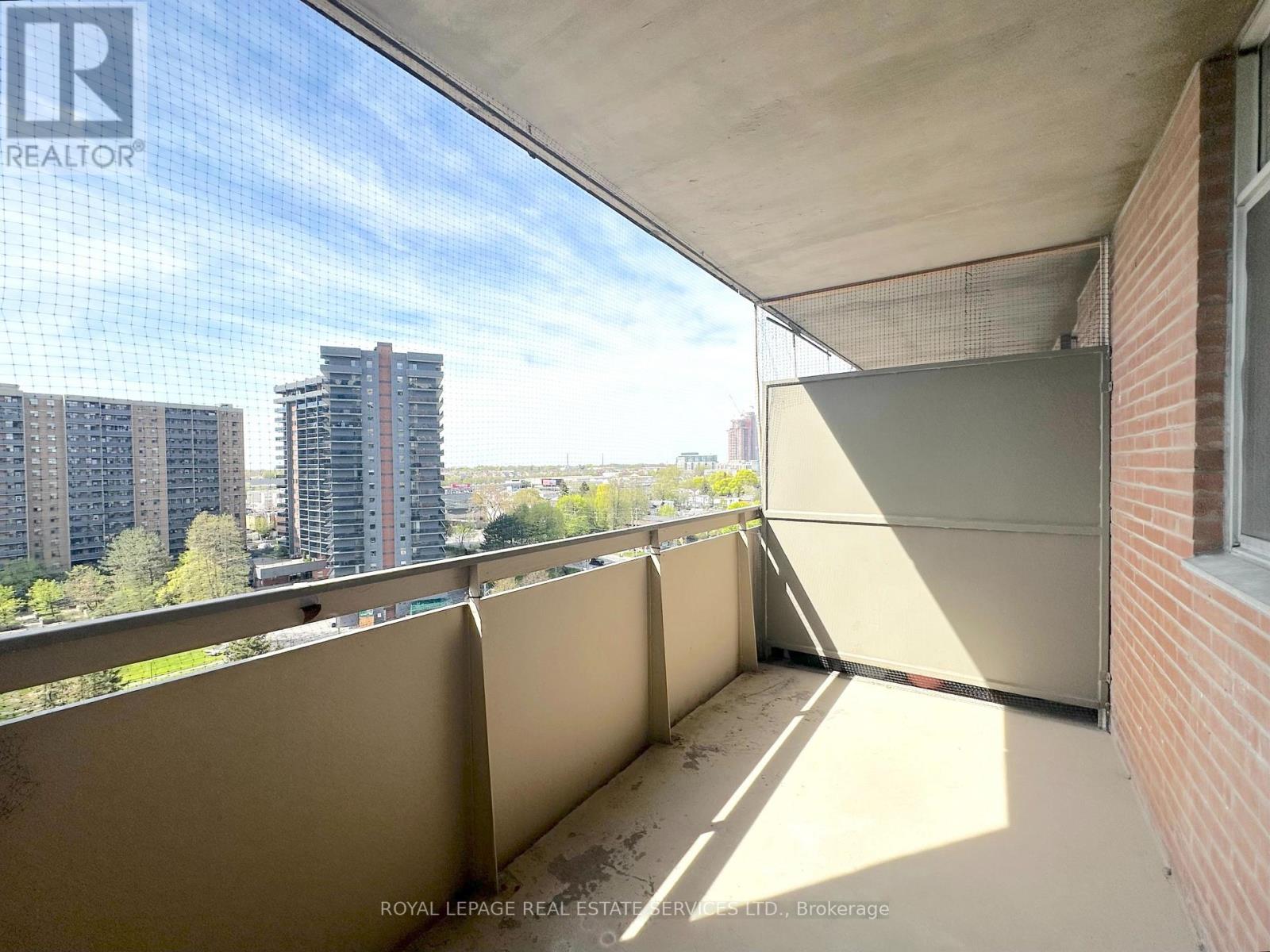 1023 - 30 Denton Avenue, Toronto, Ontario  M1L 4P2 - Photo 9 - E13142074