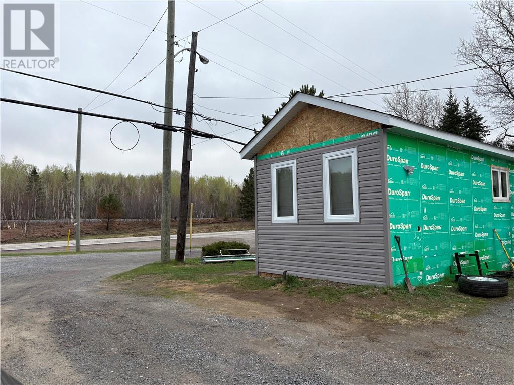 2125 Regional Road 55 Highway Unit# 1, Greater Sudbury, Ontario  P0M 2M0 - Photo 2 - 2127228