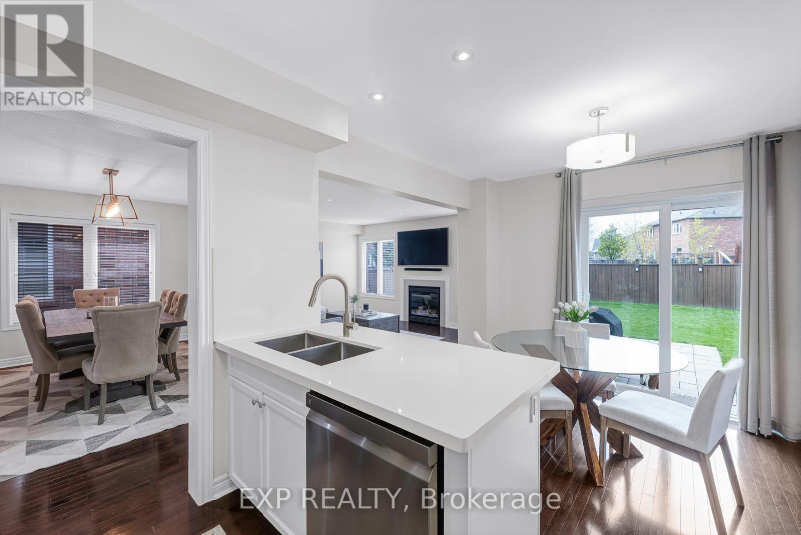 14 Eldridge Street, Bradford West Gwillimbury (Bradford), Ontario  L3Z 0E8 - Photo 10 - N13141988