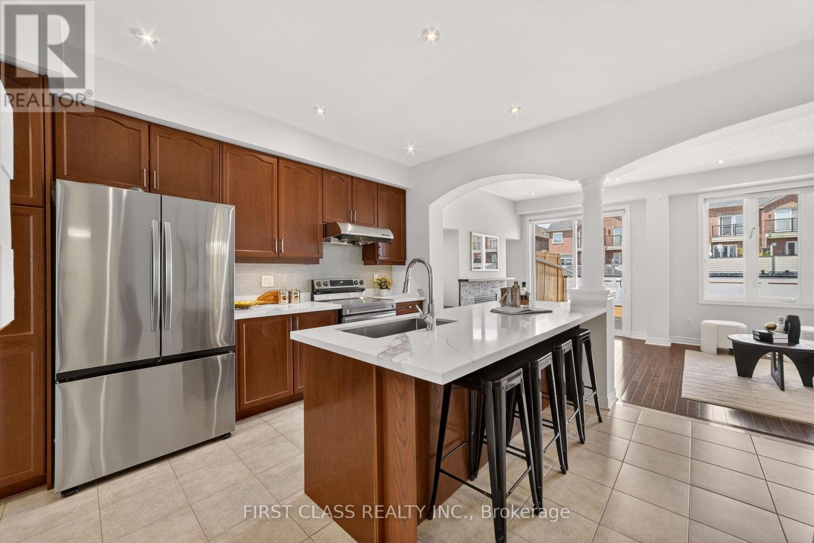 2904 Elgin Mills Road E, Markham, Ontario  L6C 0E5 - Photo 11 - N13142008