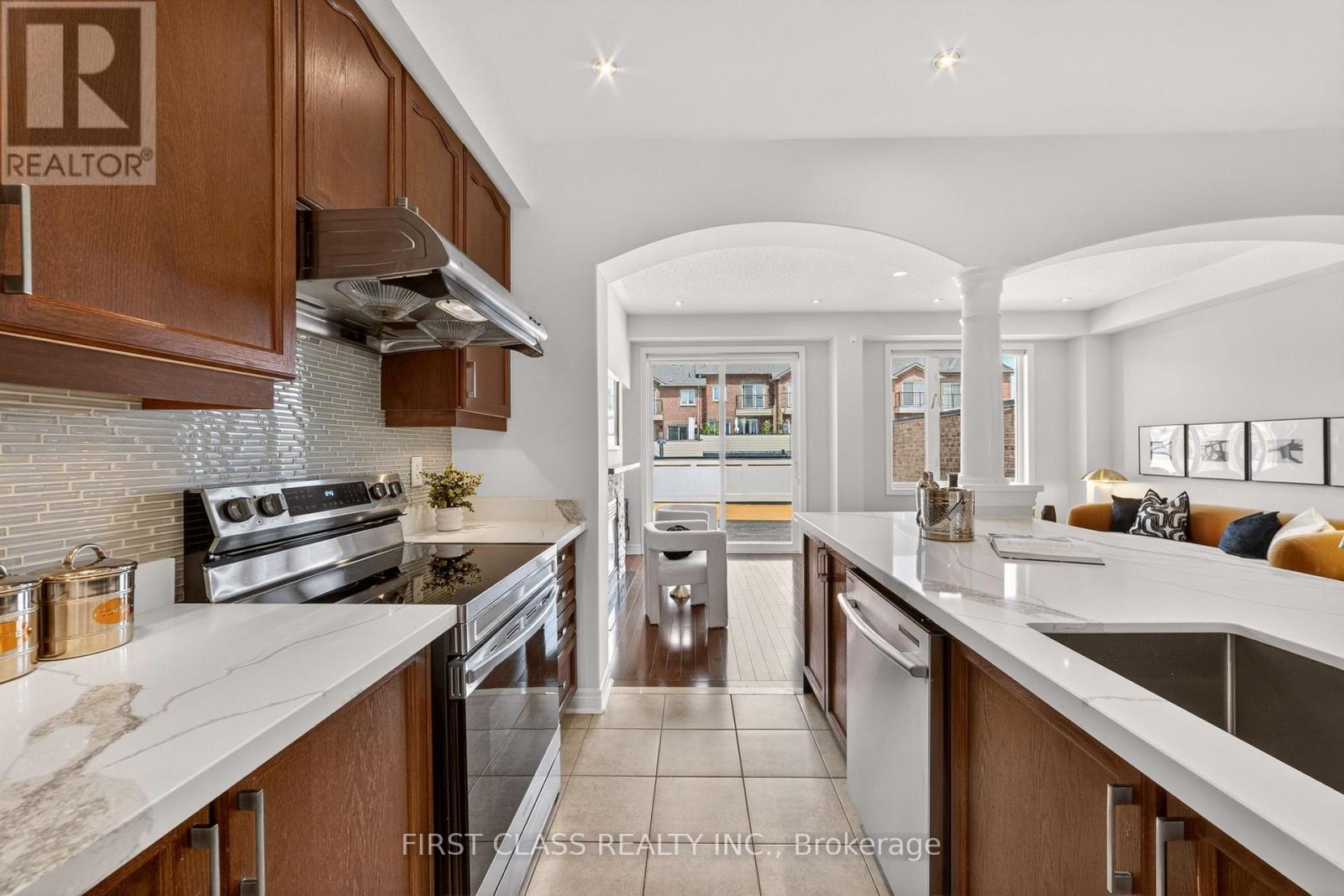 2904 Elgin Mills Road E, Markham, Ontario  L6C 0E5 - Photo 14 - N13142008