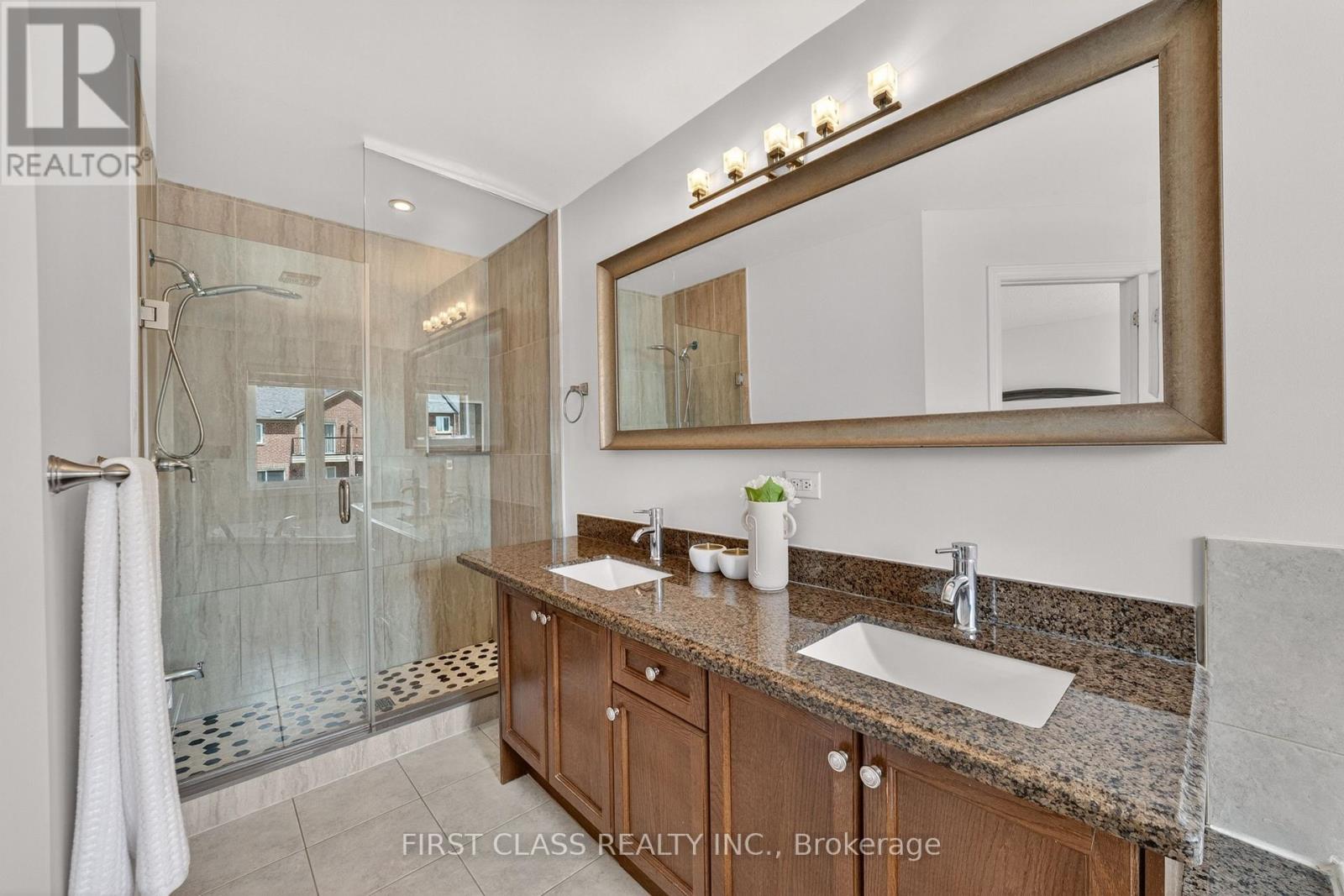 2904 Elgin Mills Road E, Markham, Ontario  L6C 0E5 - Photo 30 - N13142008