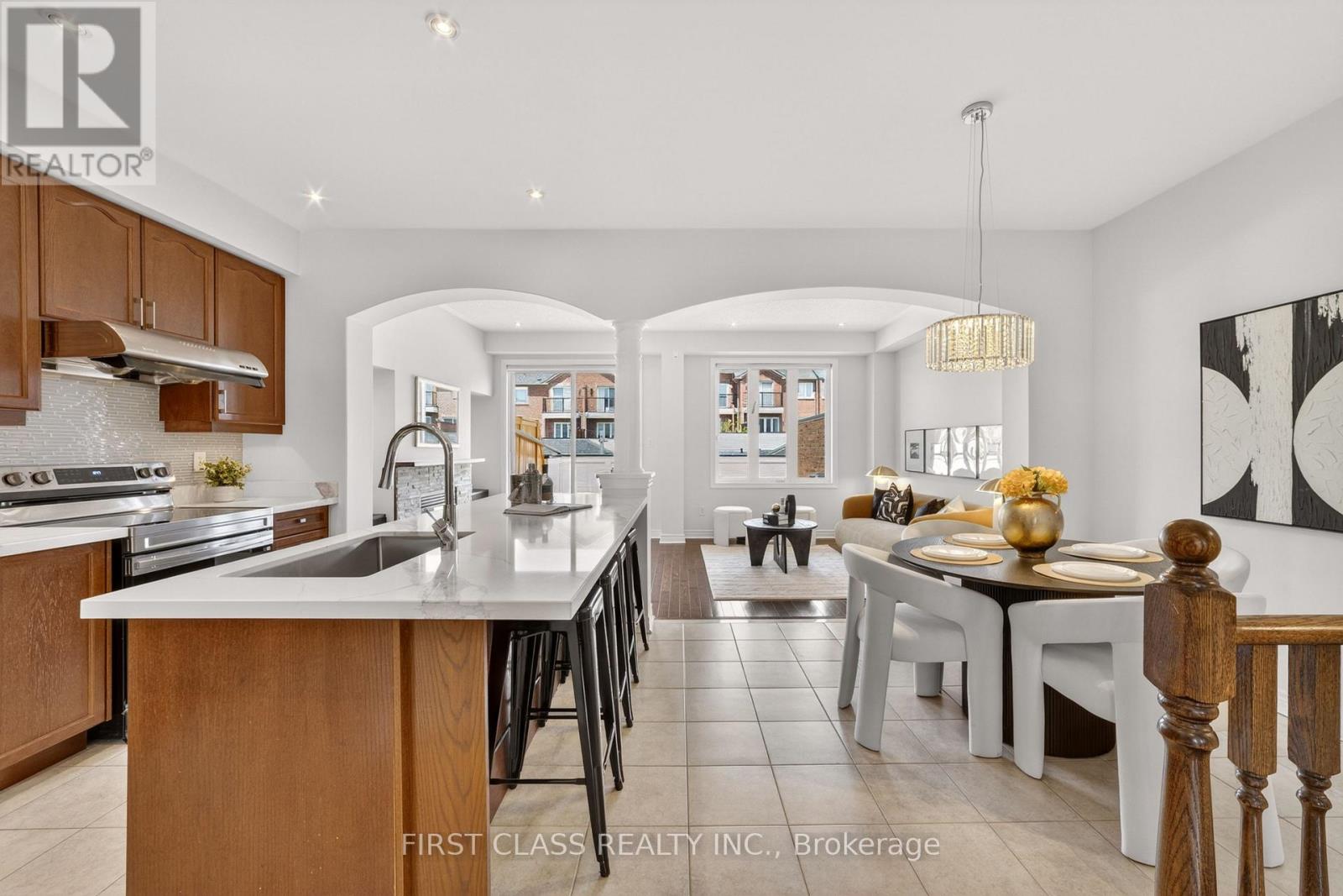 2904 Elgin Mills Road E, Markham, Ontario  L6C 0E5 - Photo 9 - N13142008