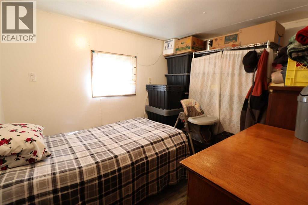 1124 1 Ave, Vauxhall, Alberta  T0K 2K0 - Photo 12 - A2312338