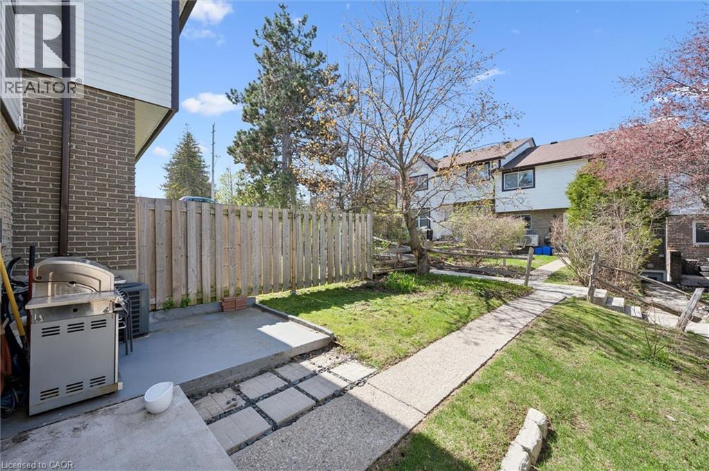 385 Pioneer Drive Unit# 5, Kitchener, Ontario  N2P 1L8 - Photo 3 - 40831052