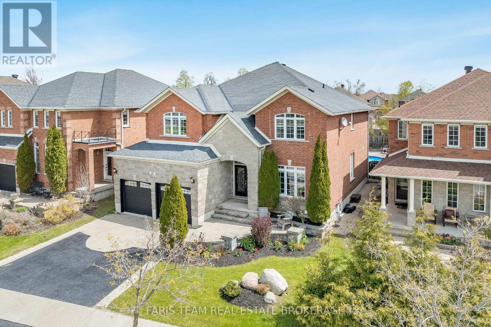 49 Prince William Way, Barrie (Innis-Shore), Ontario  L4N 0Y9 - Photo 1 - S13142092