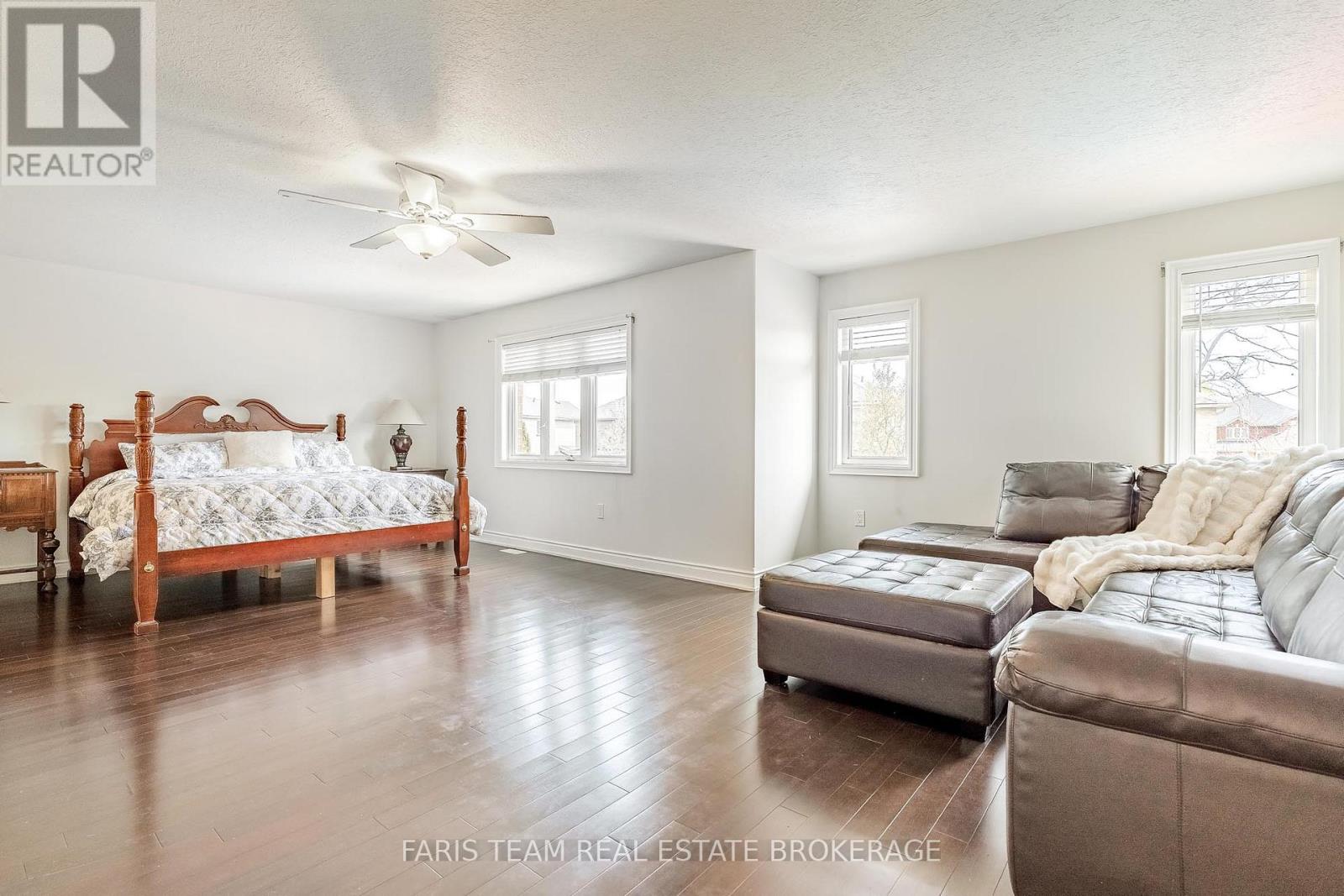 49 Prince William Way, Barrie (Innis-Shore), Ontario  L4N 0Y9 - Photo 21 - S13142092