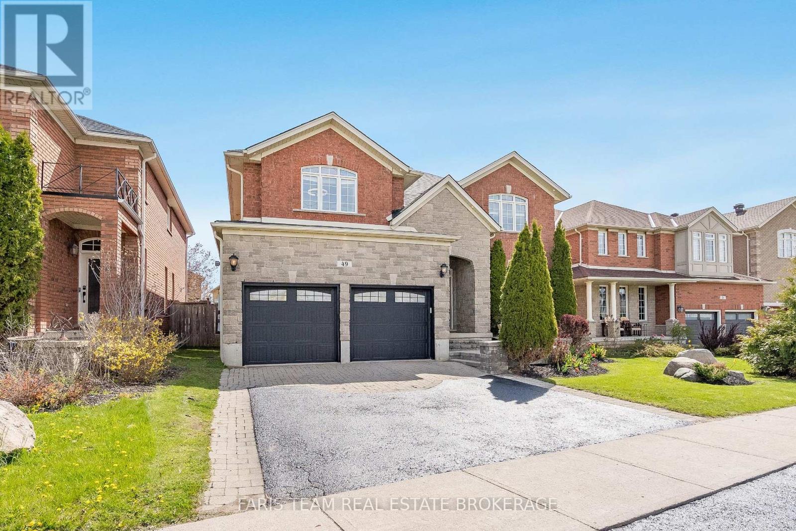 49 Prince William Way, Barrie (Innis-Shore), Ontario  L4N 0Y9 - Photo 3 - S13142092