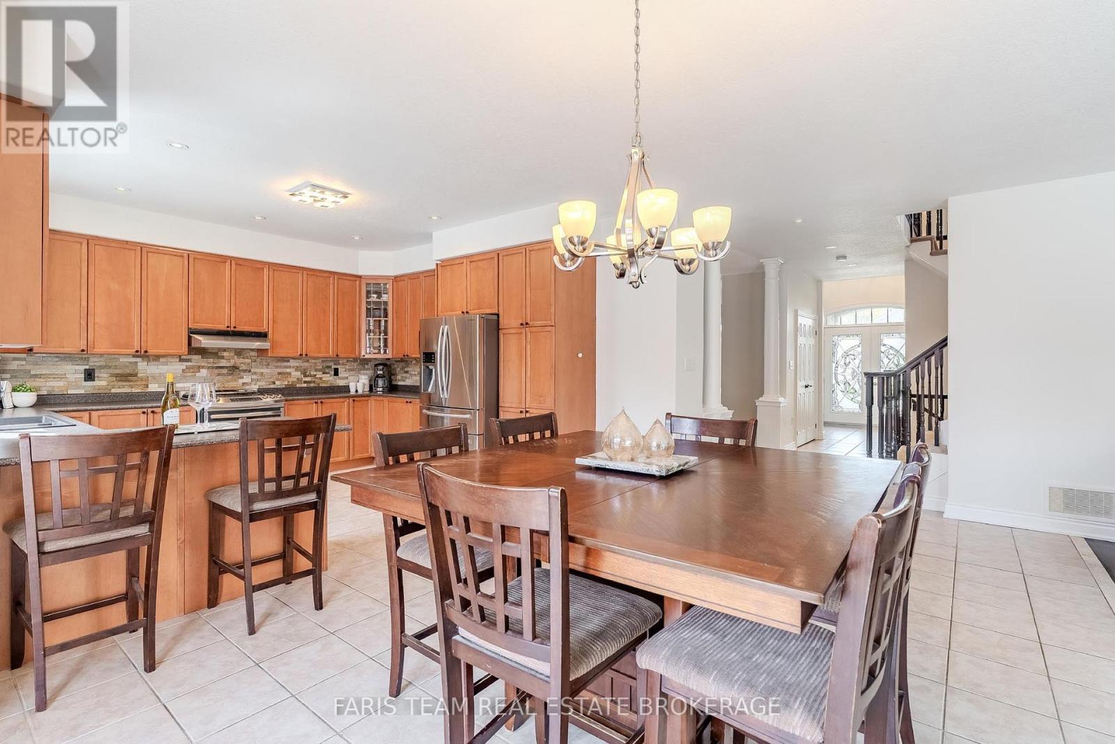 49 Prince William Way, Barrie (Innis-Shore), Ontario  L4N 0Y9 - Photo 7 - S13142092