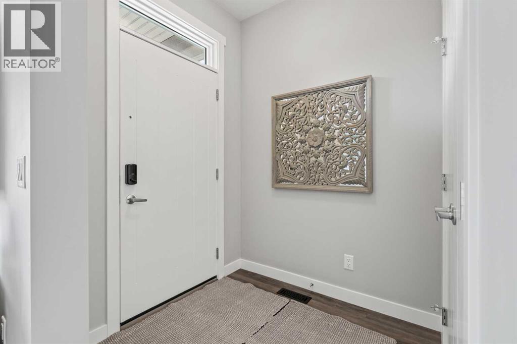 11 Masters Manor SE, Calgary, Alberta  T3M 2R3 - Photo 3 - A2308149