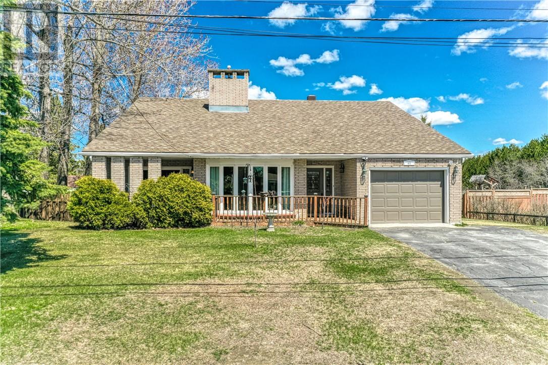 42 Oscar Street, Hanmer, Ontario  P3P 1X6 - Photo 1 - 2127842