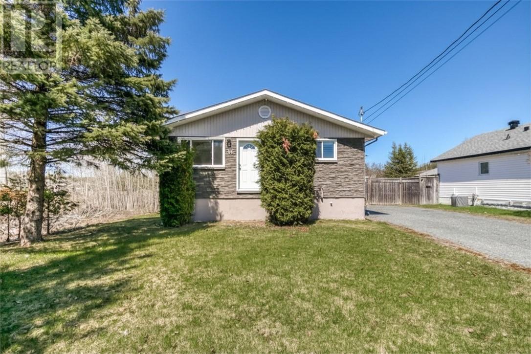 54 Riverside Drive, Wahnapitae, Ontario  P0M 3C0 - Photo 1 - 2127808