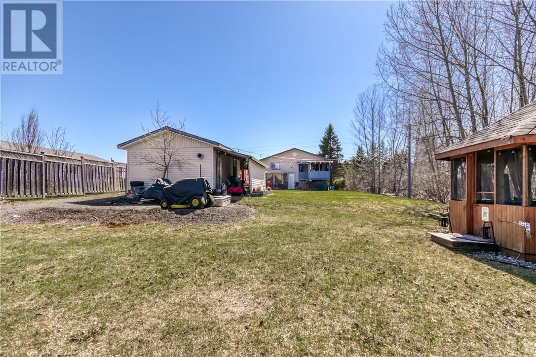 54 Riverside Drive, Wahnapitae, Ontario  P0M 3C0 - Photo 34 - 2127808