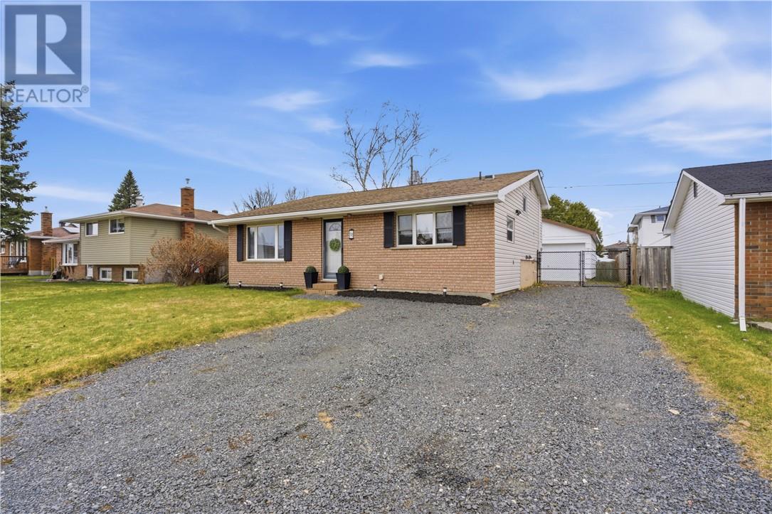 127 Pinellas Road, Sudbury, Ontario  P0M 1L0 - Photo 2 - 2127774