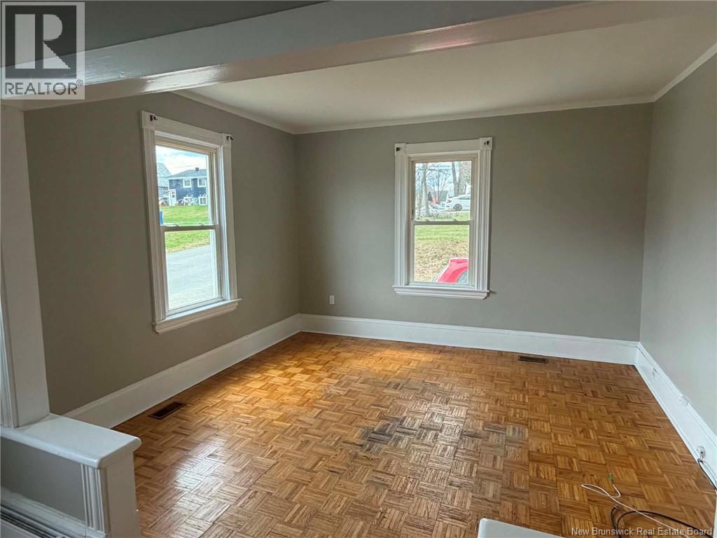 22 Warren Avenue, Miramichi, New Brunswick  E1N 2J3 - Photo 12 - NB139738
