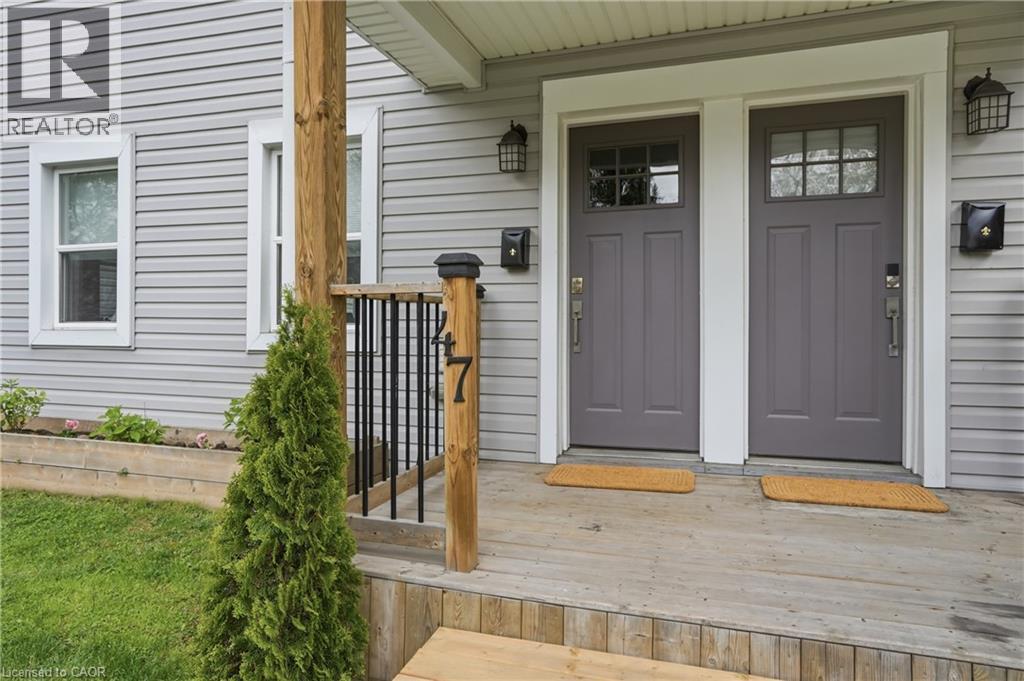 47 New Street, Hamilton, Ontario  L8P 4J6 - Photo 3 - 40831144