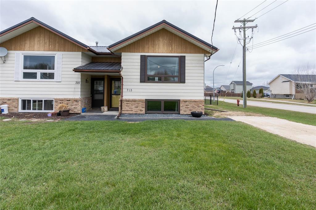 713 Roch Drive, Lorette, Manitoba R5K 1C2 - Photo 36 - 202610906