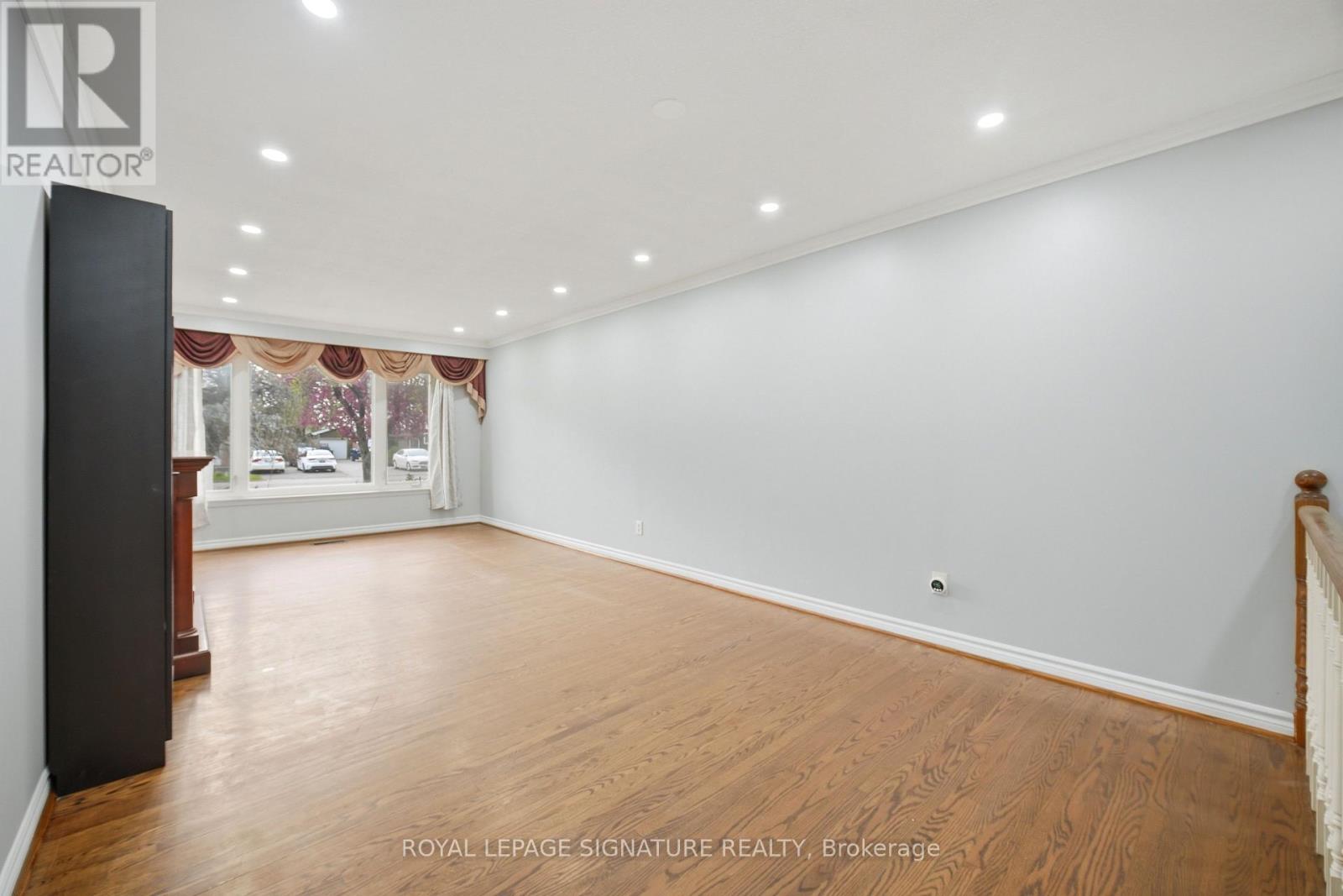 2 Lambton Court, Brampton, Ontario L6V 2A9 - Photo 14 - W13141946