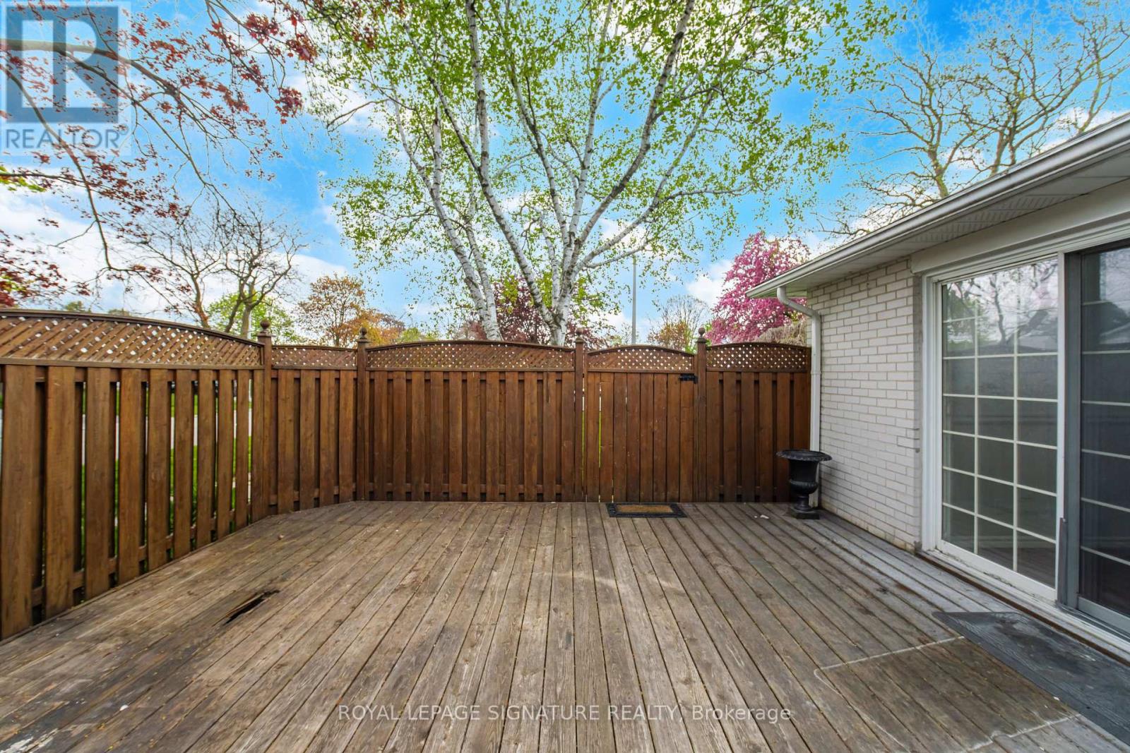 2 Lambton Court, Brampton, Ontario L6V 2A9 - Photo 39 - W13141946