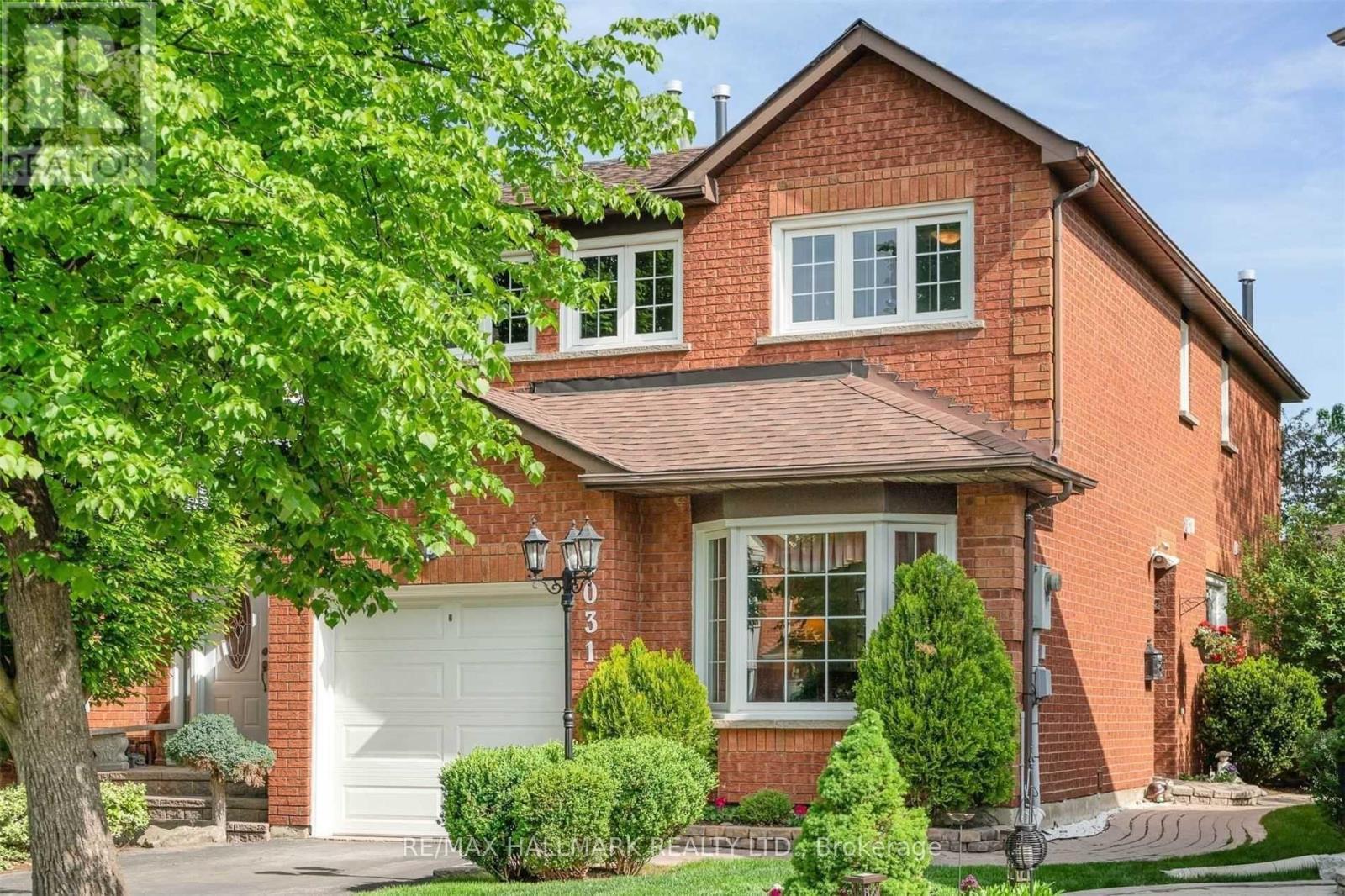 5031 Northern Lights Circle, Mississauga, Ontario  L5R 2P7 - Photo 1 - W13141972