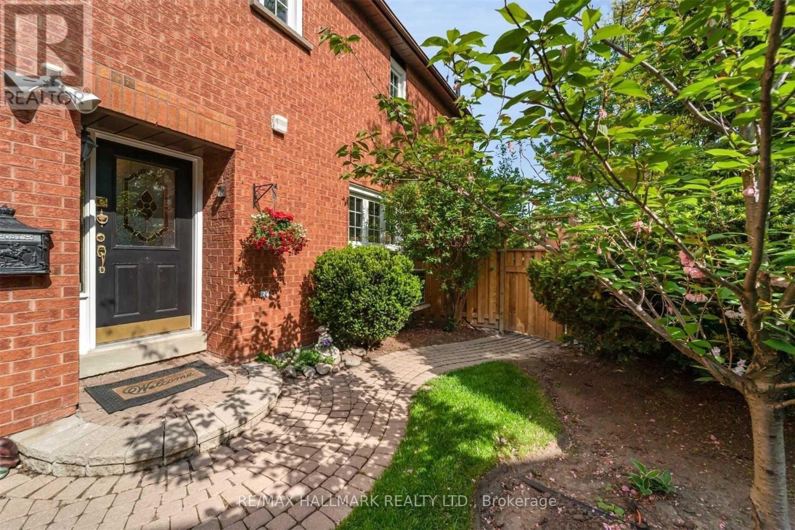 5031 Northern Lights Circle, Mississauga, Ontario  L5R 2P7 - Photo 3 - W13141972