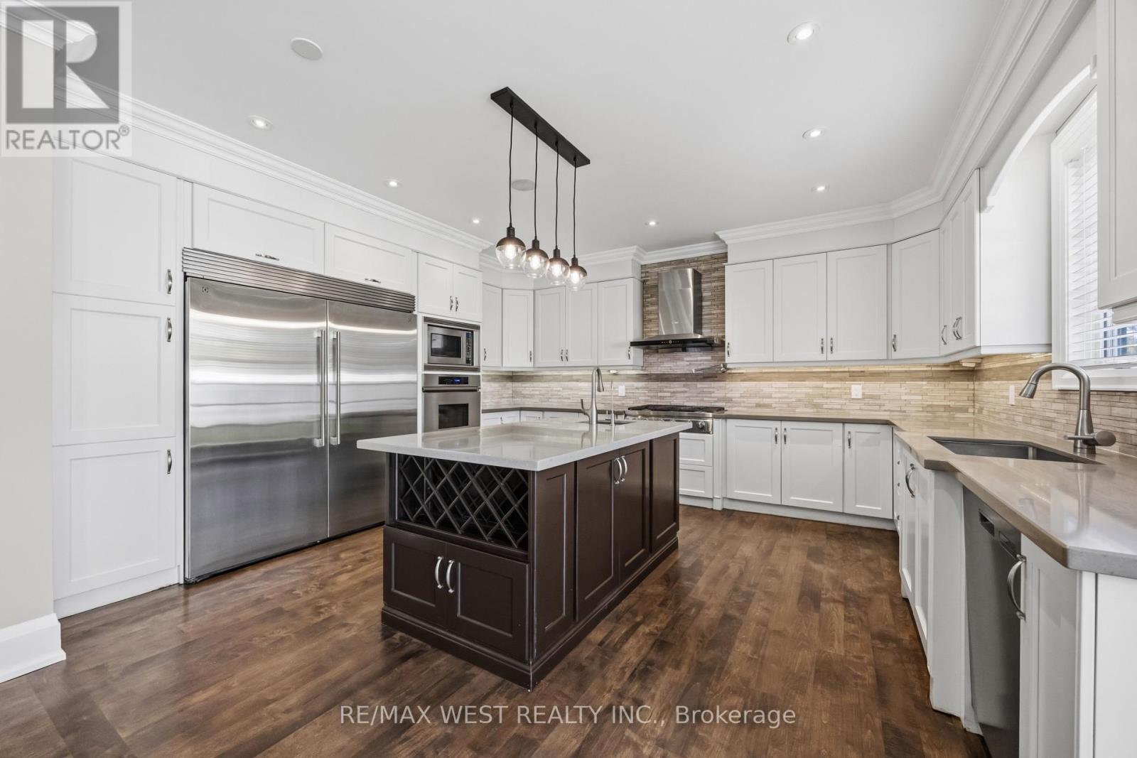 35 Conifer Drive, Toronto, Ontario  M9C 1X3 - Photo 11 - W13142010