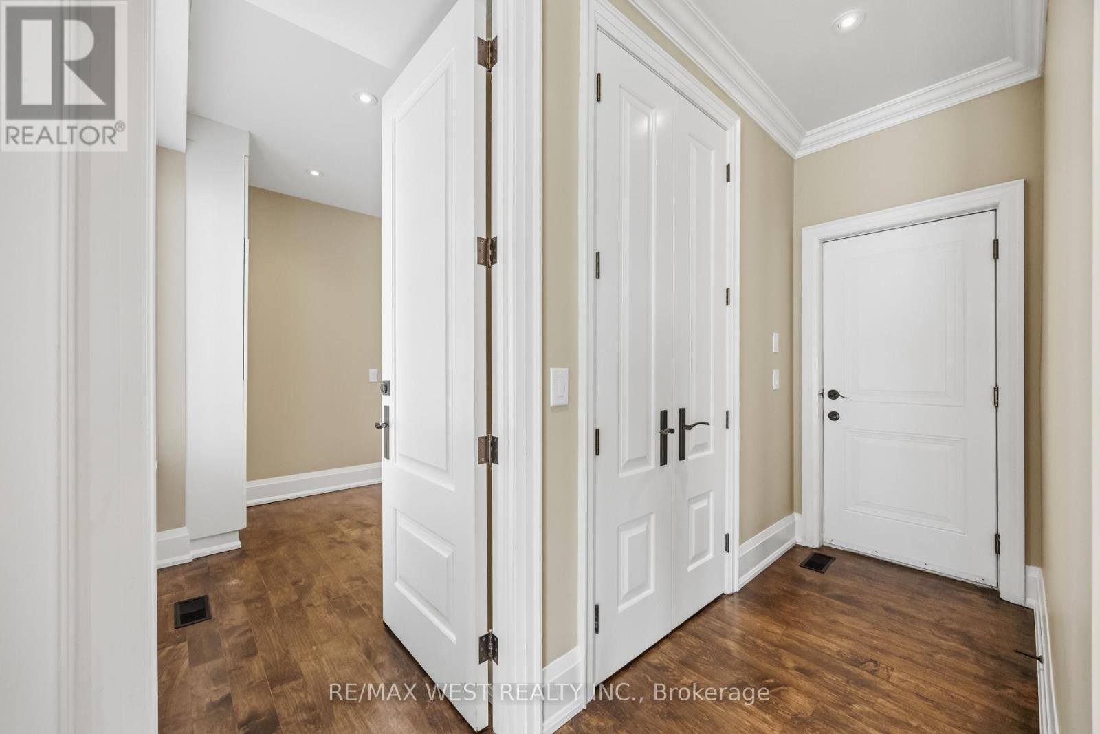 35 Conifer Drive, Toronto, Ontario  M9C 1X3 - Photo 14 - W13142010