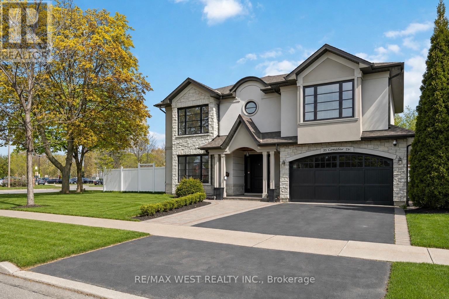 35 Conifer Drive, Toronto, Ontario  M9C 1X3 - Photo 2 - W13142010