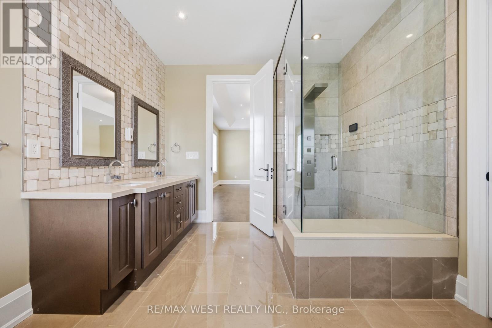 35 Conifer Drive, Toronto, Ontario  M9C 1X3 - Photo 23 - W13142010