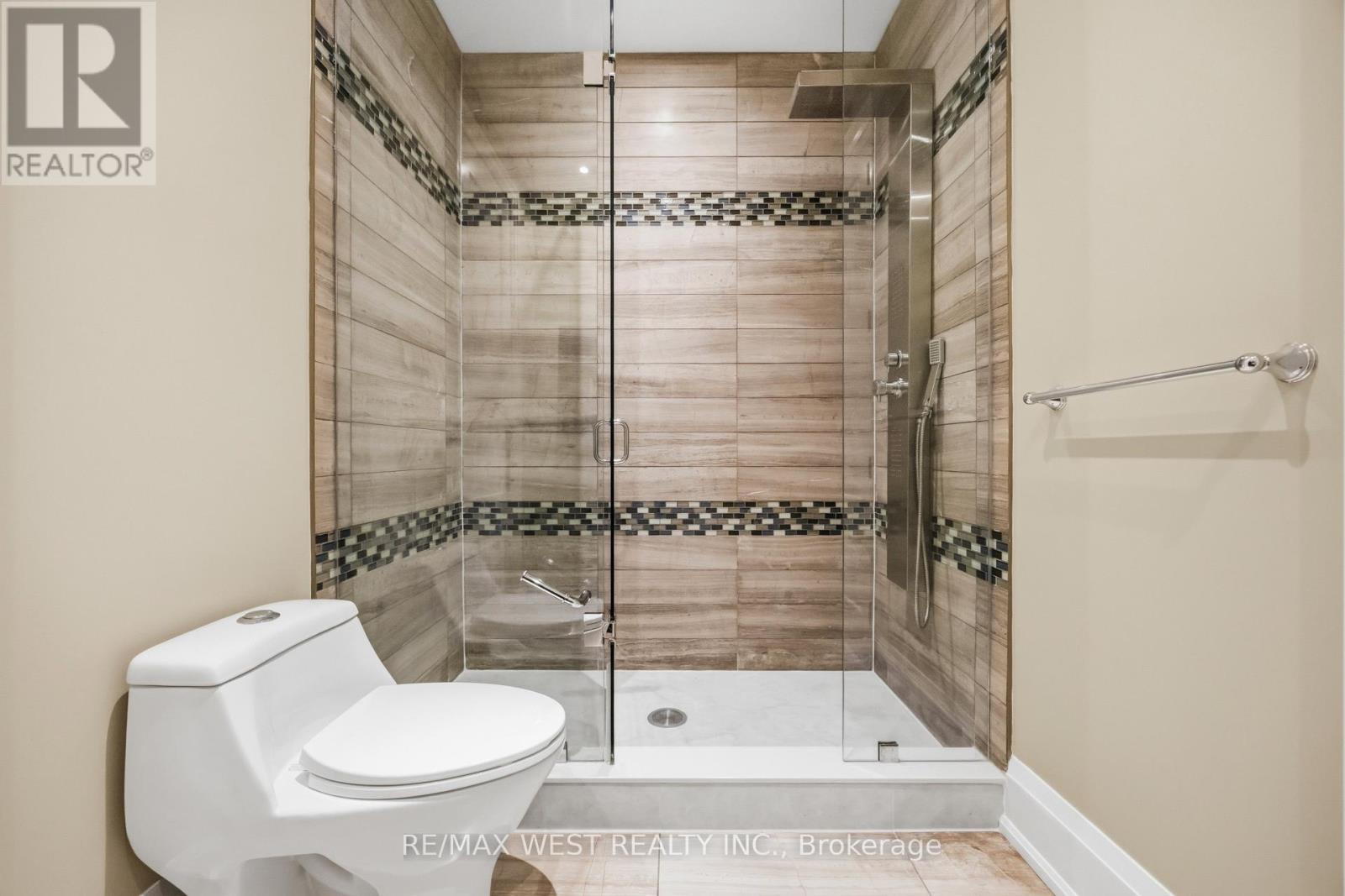 35 Conifer Drive, Toronto, Ontario  M9C 1X3 - Photo 29 - W13142010